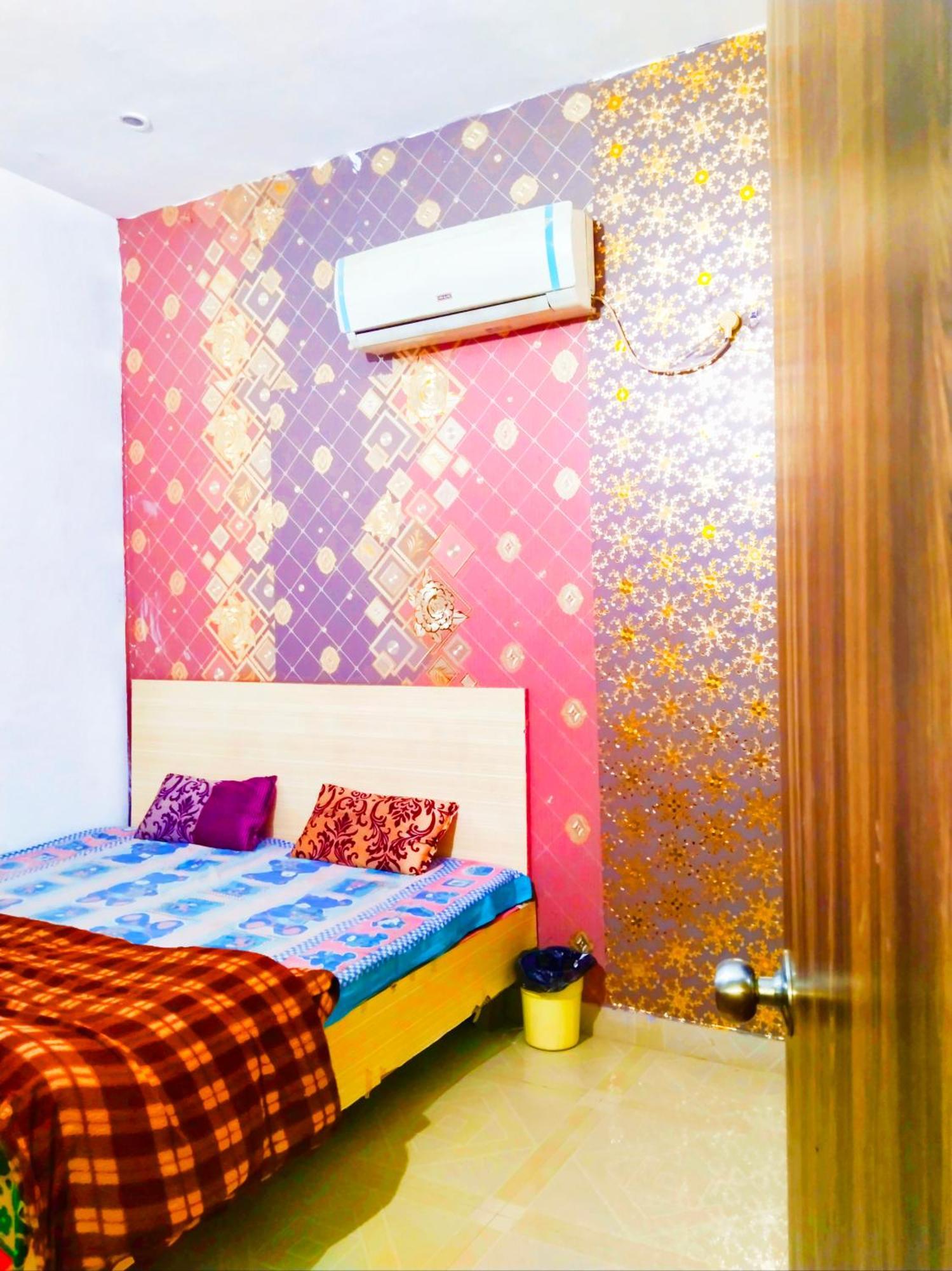 Balaji Homestay Mathura In Vrindavan Exterior photo