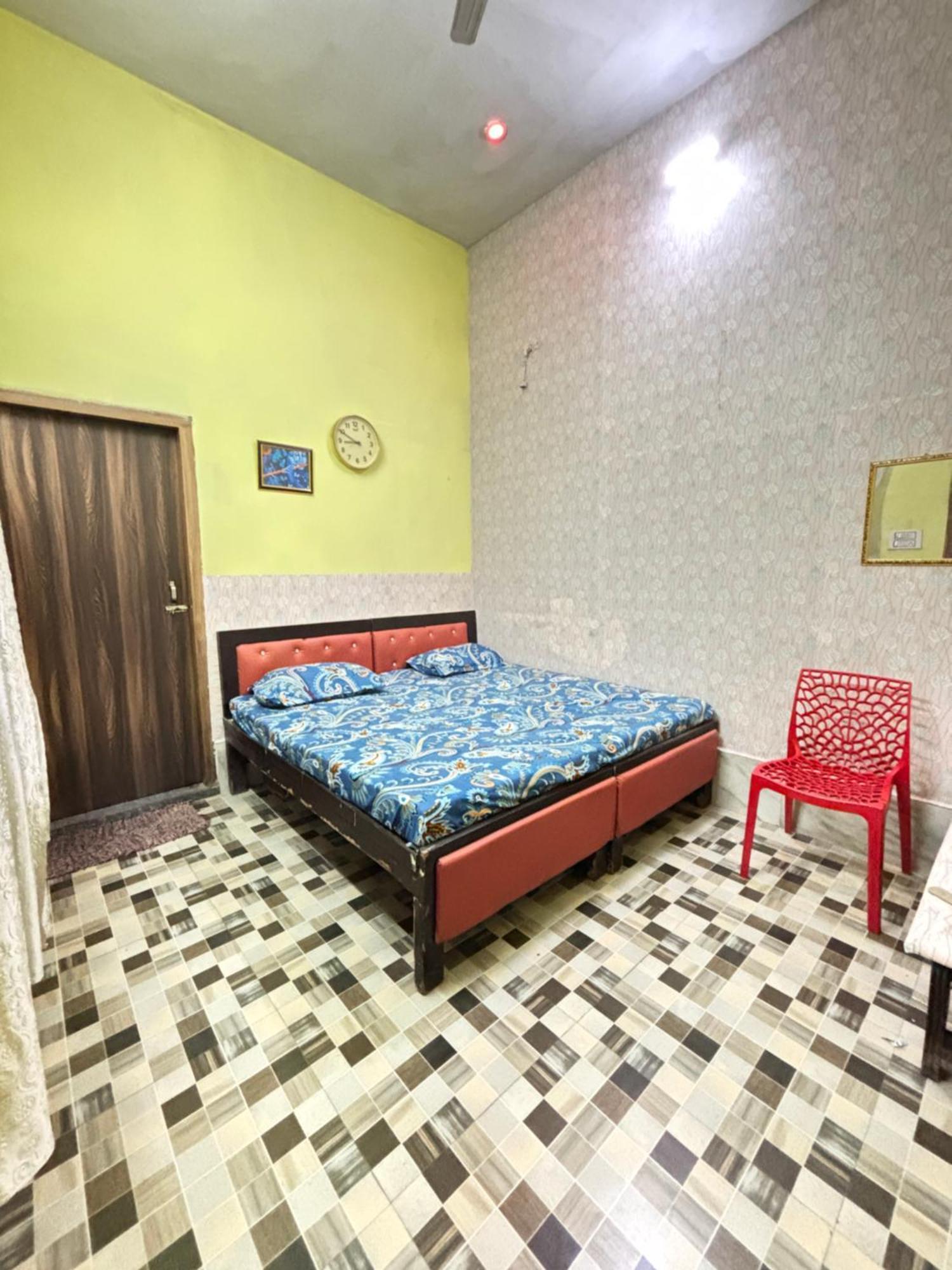 Balaji Homestay Mathura In Vrindavan Exterior photo
